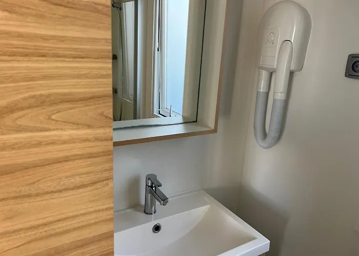 펜션 Padel Camp House