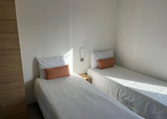 Padel Camp House 펜션 *